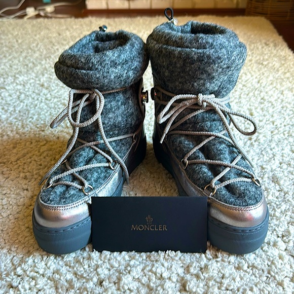Moncler YNNAF Winter Boots - Picture 1 of 5